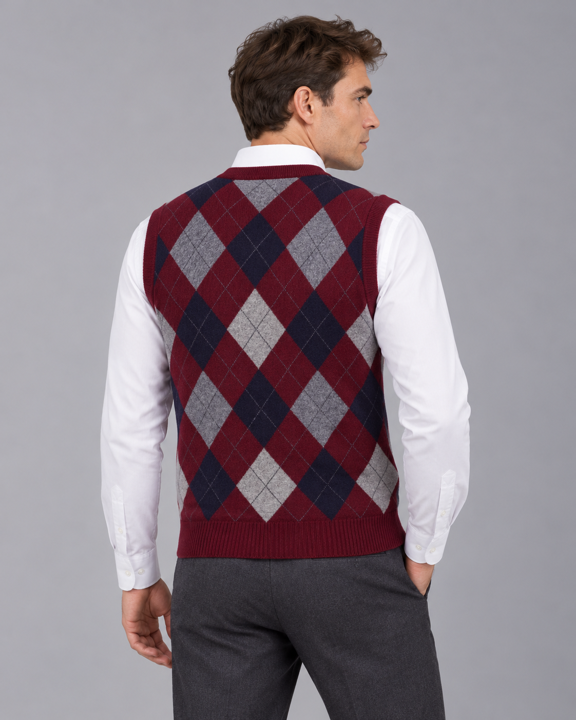 Men's Argyle V-Neck Sleeveless Jumper