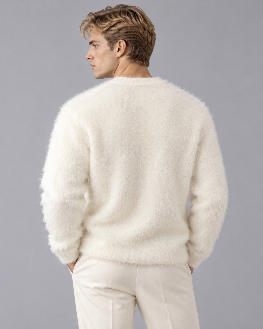 Men's Chunky Knit Jumper with Fluffy Texture and Crew Neck
