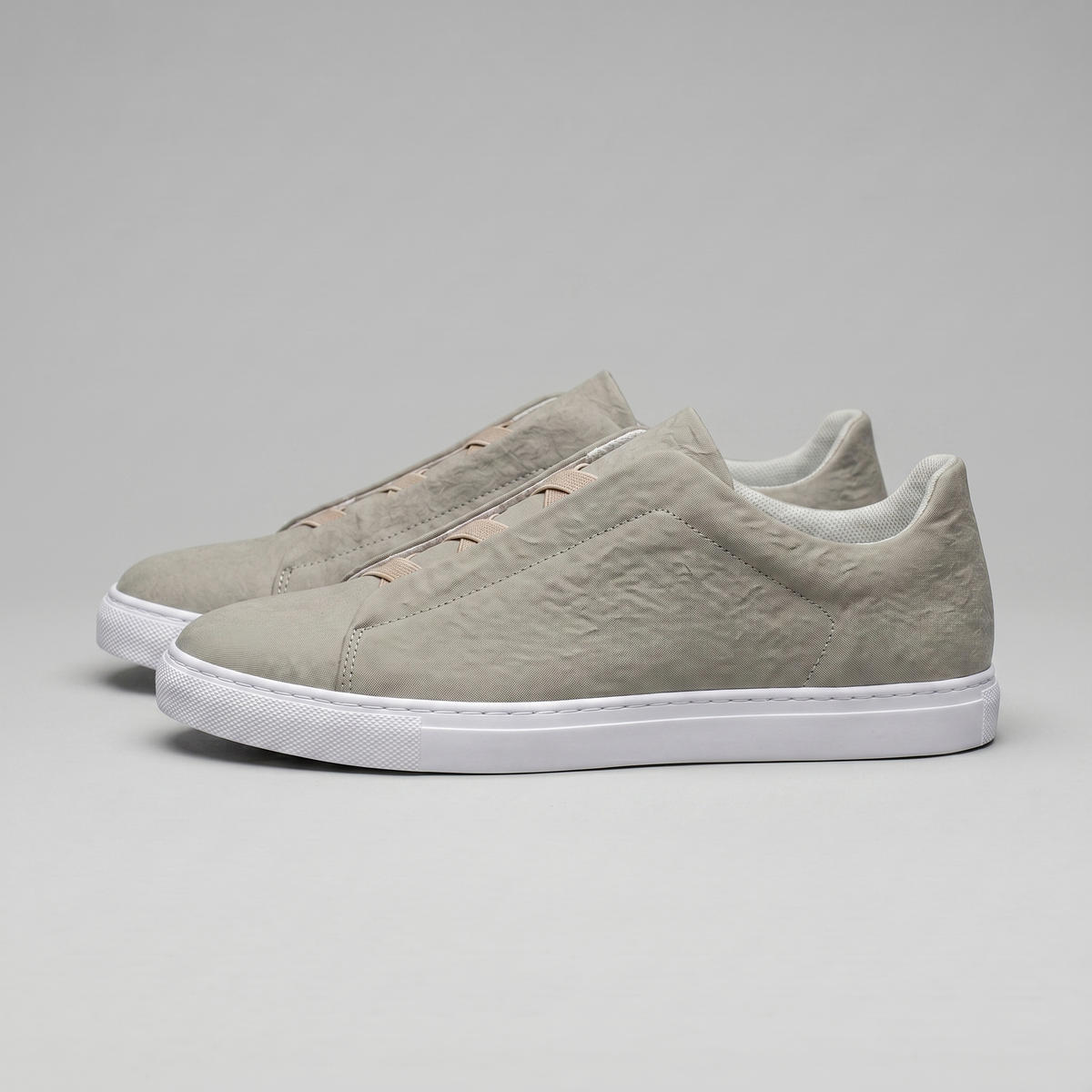 Men's Suede Slip-On Trainers – Laceless Low-Top Sneakers with Elastic Straps and Rubber Cupsole