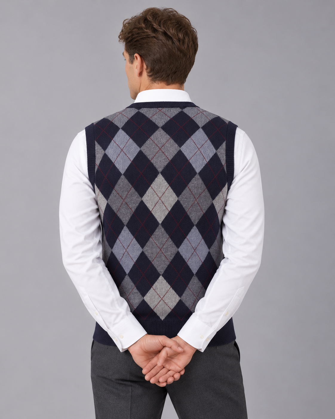 Men's Argyle V-Neck Sleeveless Jumper