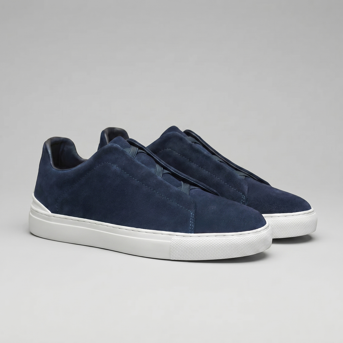Men's Suede Slip-On Trainers – Laceless Low-Top Sneakers with Elastic Straps and Rubber Cupsole