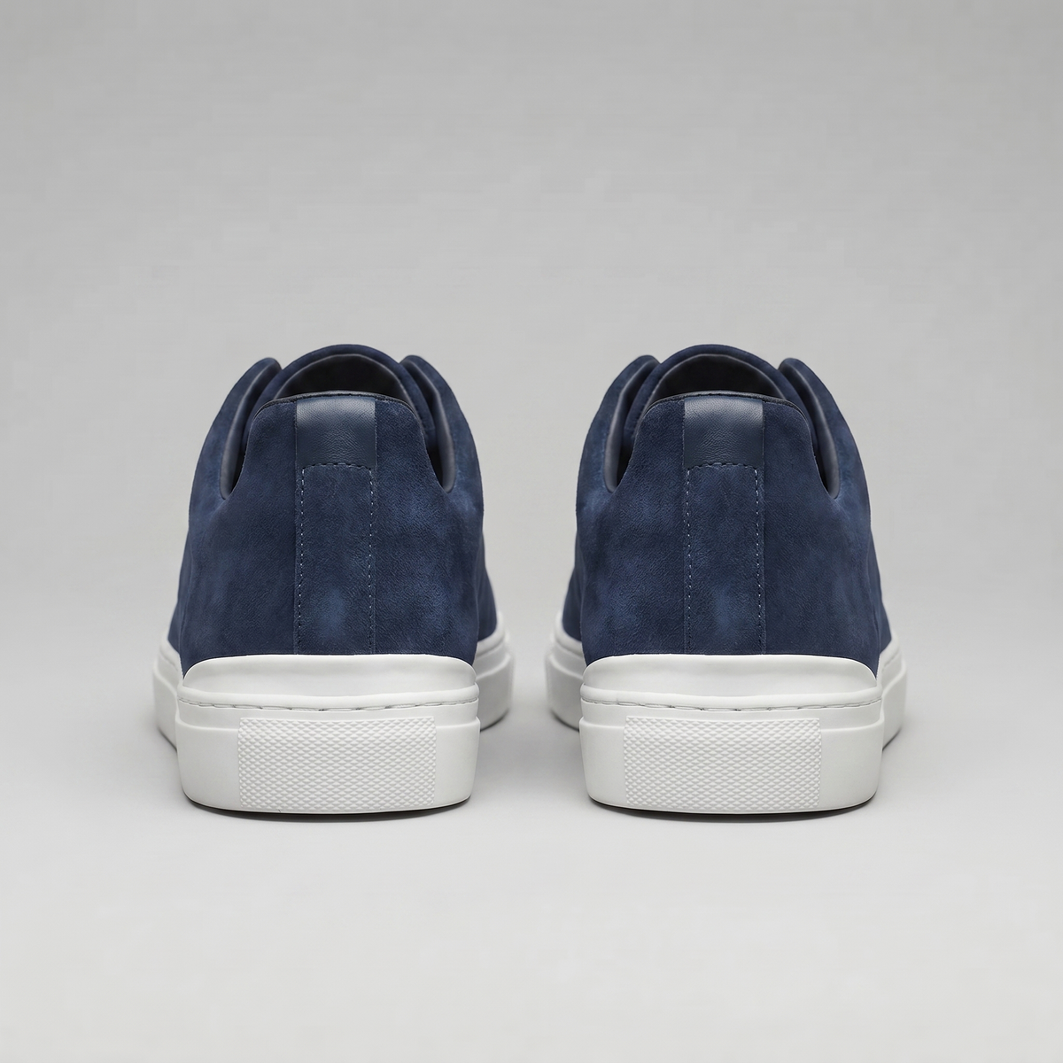 Men's Suede Slip-On Trainers – Laceless Low-Top Sneakers with Elastic Straps and Rubber Cupsole