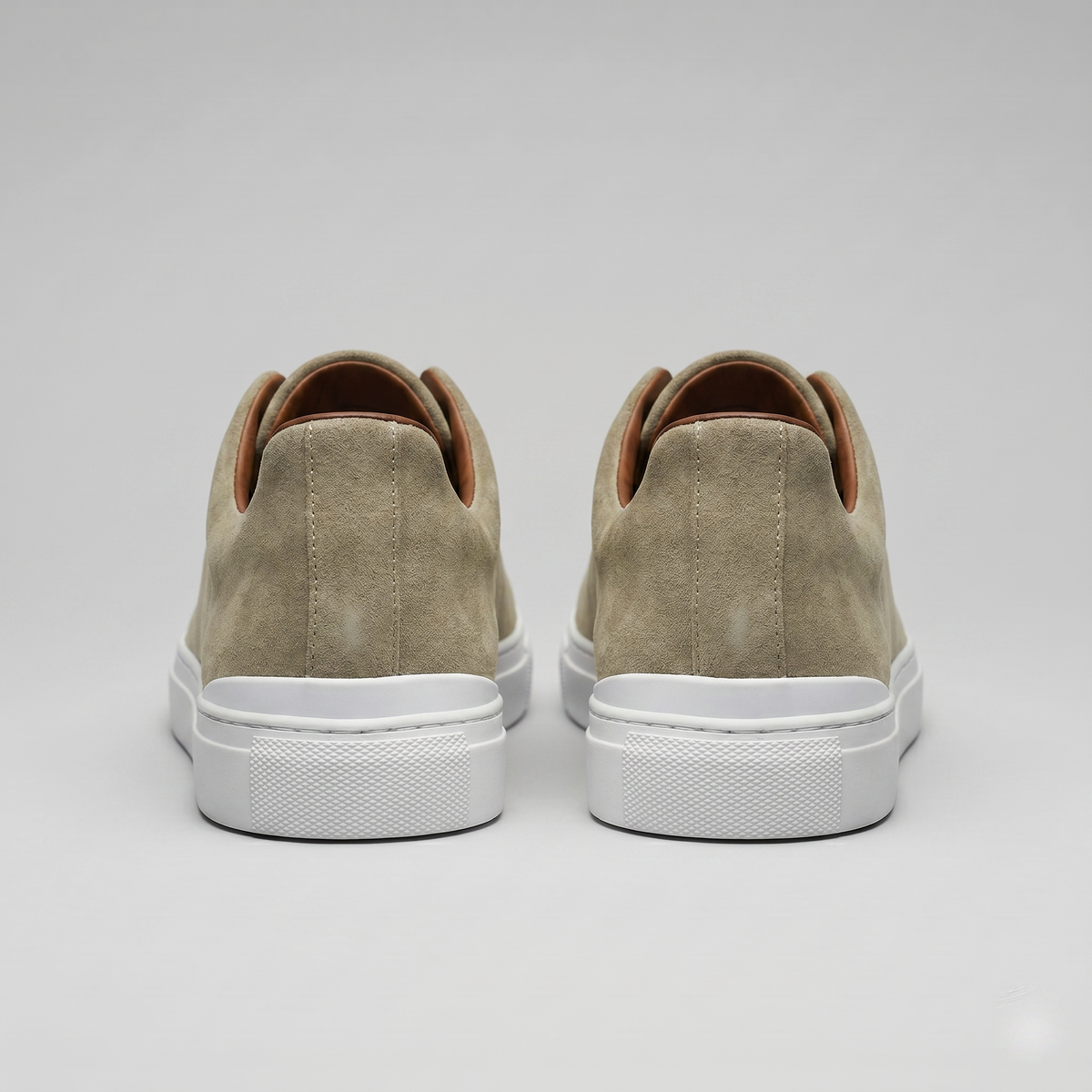 Men's Suede Slip-On Trainers – Laceless Low-Top Sneakers with Elastic Straps and Rubber Cupsole