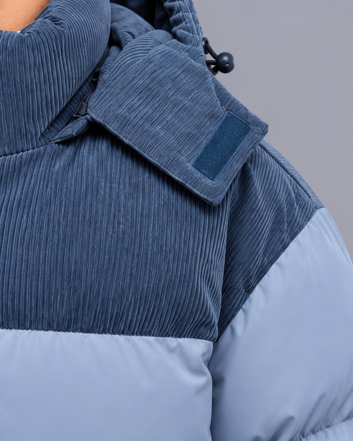 Men's Hooded Puffer Jacket – Corduroy Panel, Regular Fit – Blue – shoulder detail
